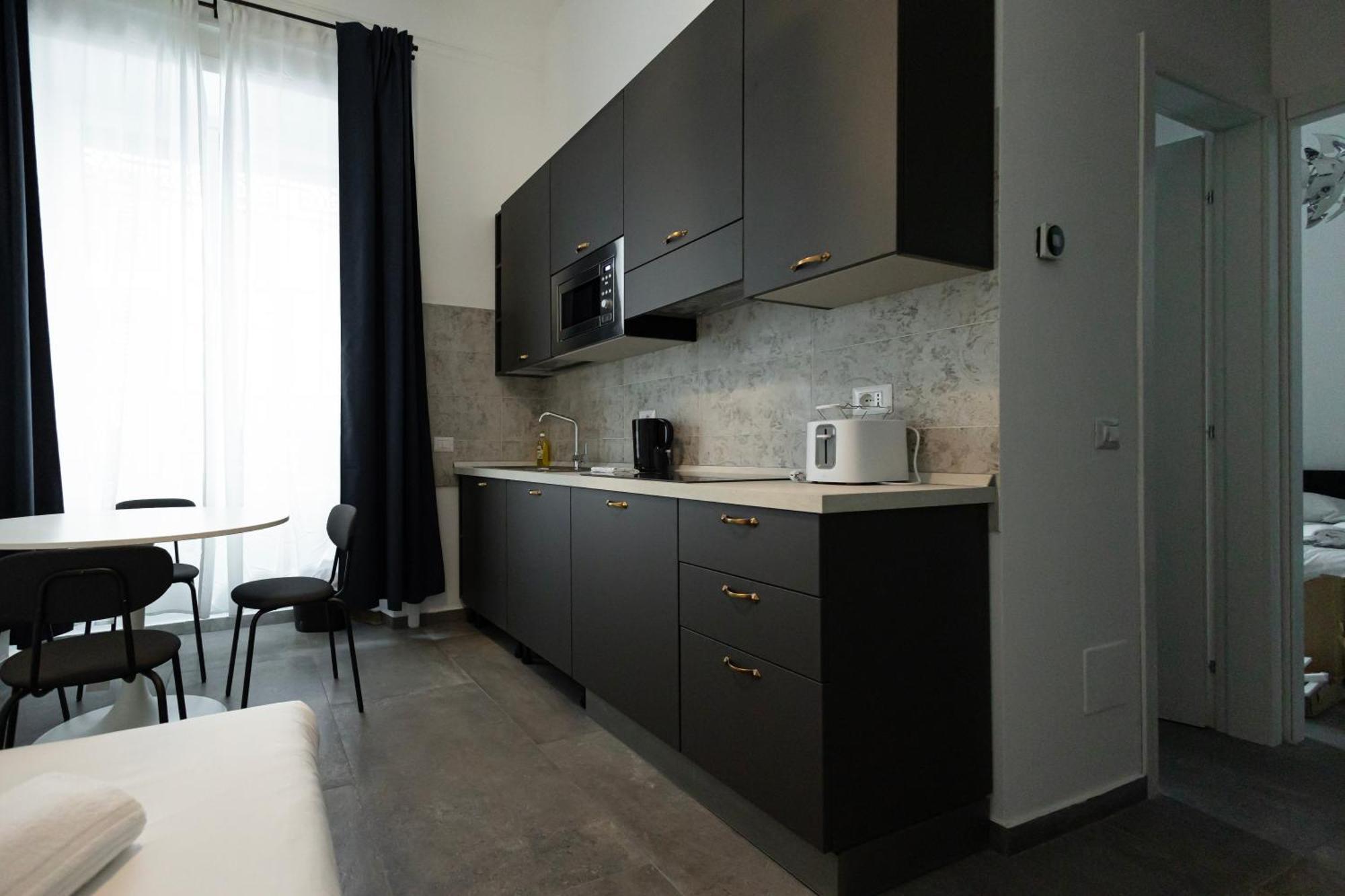 Apartamento Nuovissimo Bilocale In Zona Risorgimento *